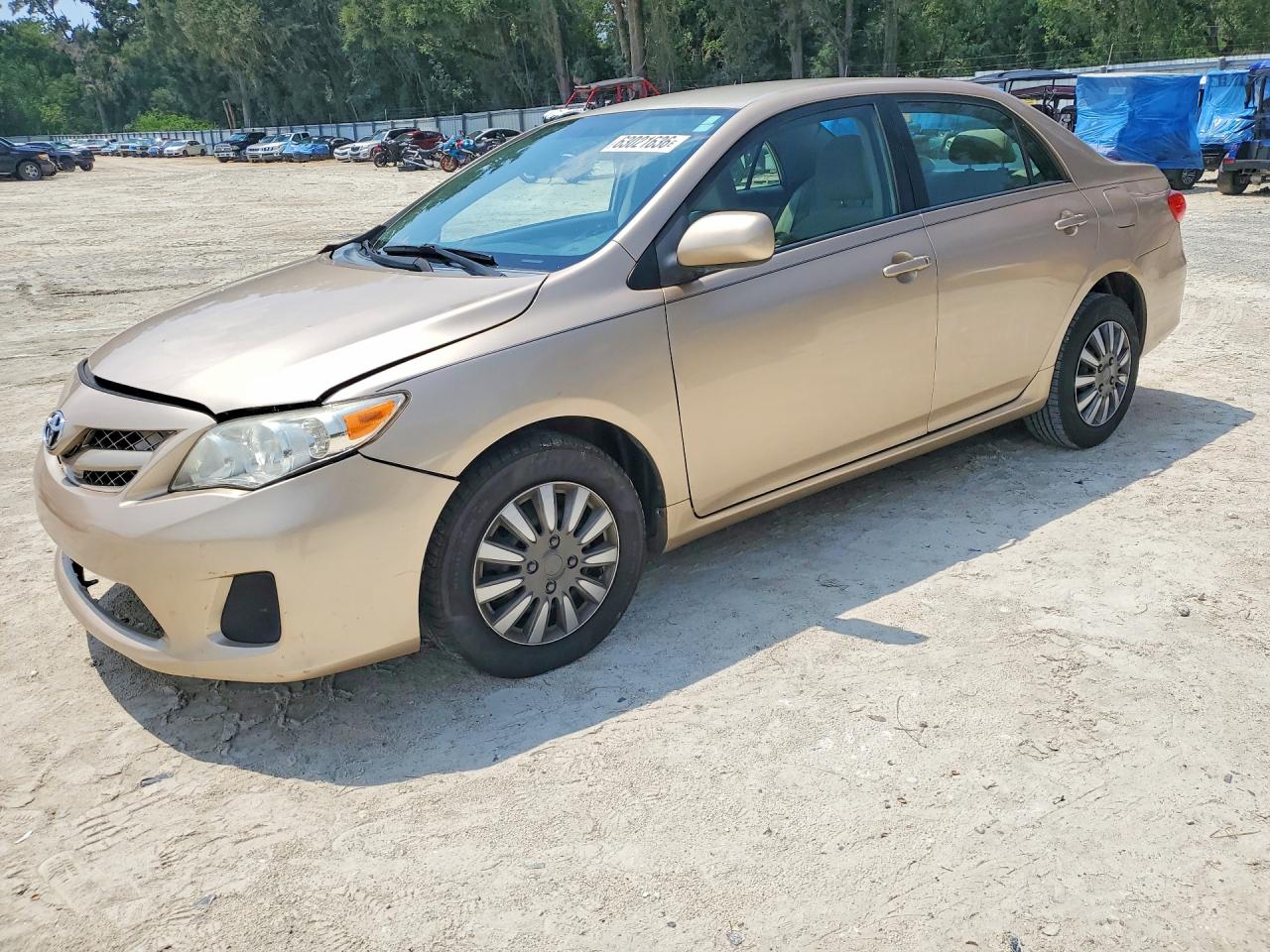 2011 Toyota Corolla LE, VIN 2T1BU4EE0BC754467 — Front end