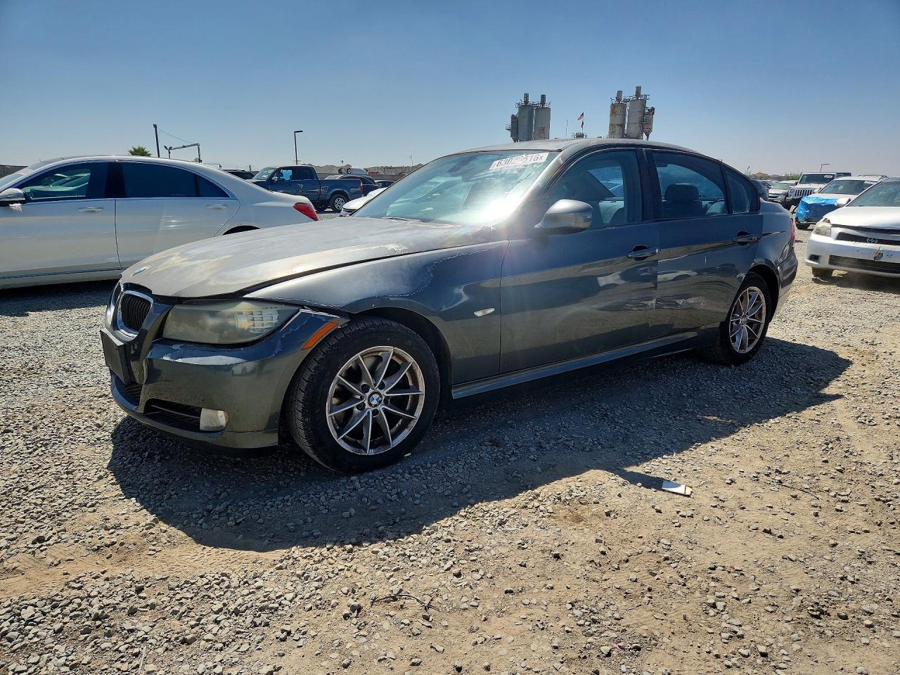 2010 BMW 3 Series 328i, VIN WBAPH5G51ANM70013 — Minor dents and scratches