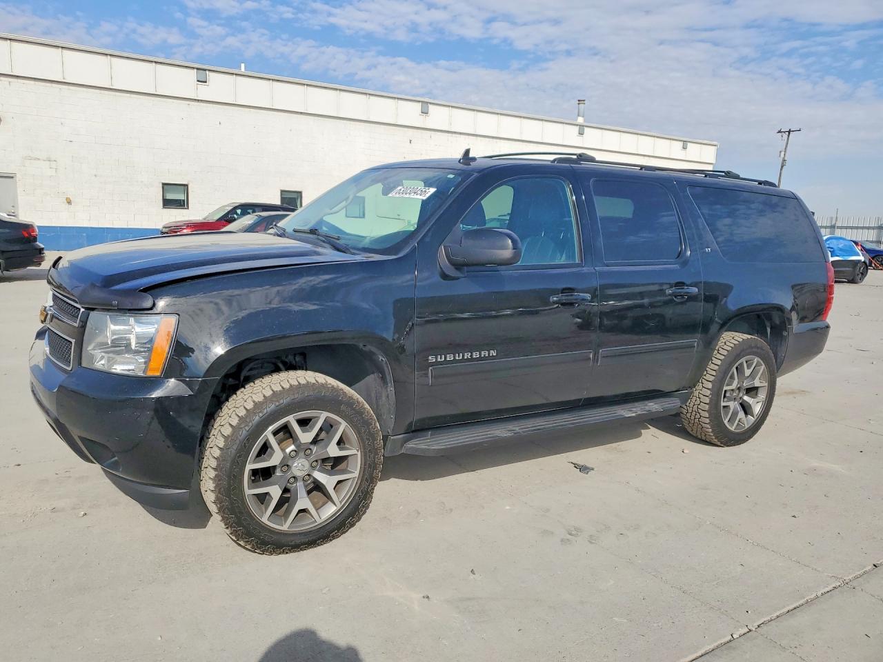 2012 Chevrolet Suburban LT, VIN 1GNSKJE72CR183486 — Rear end
