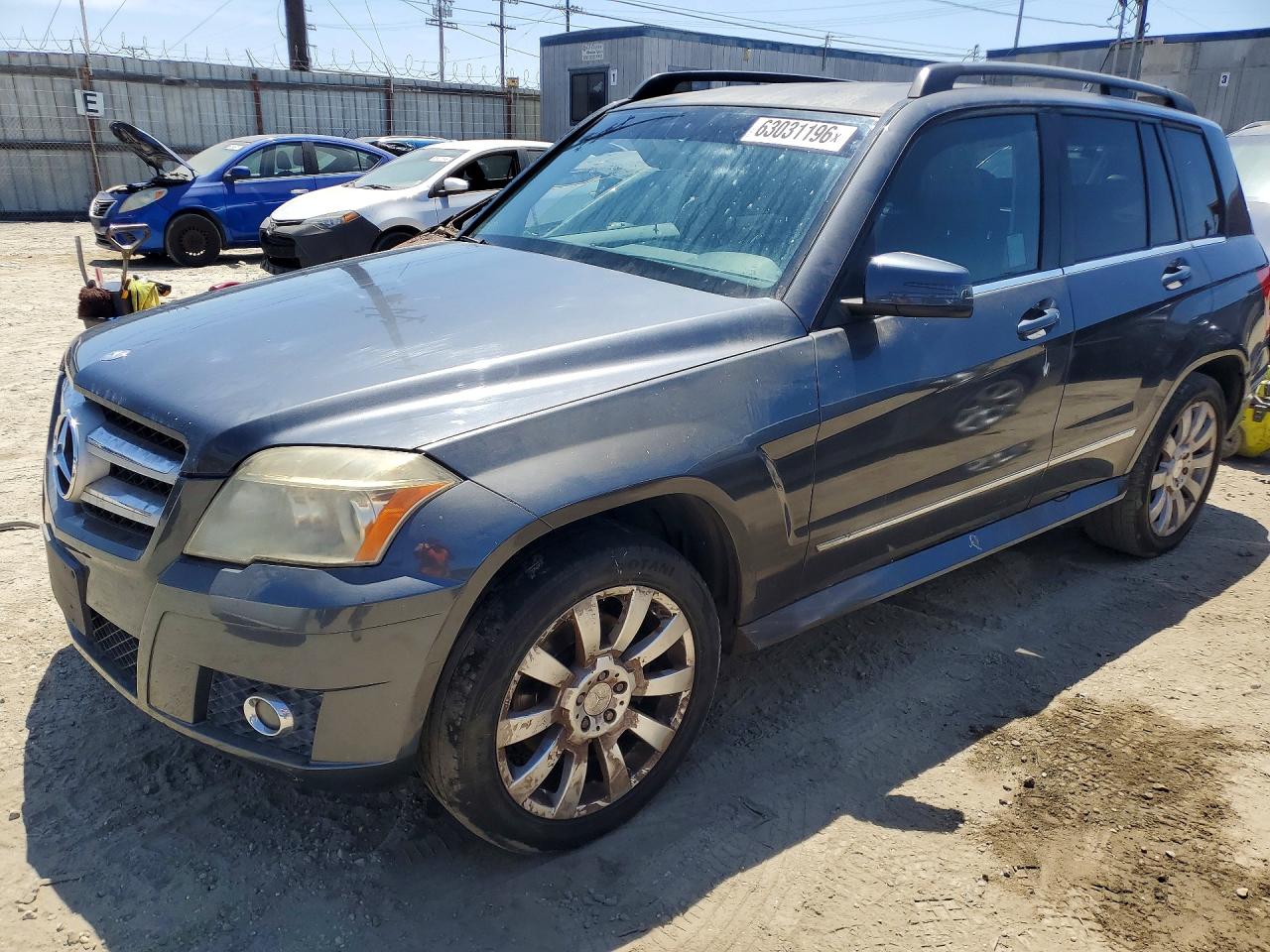 2010 Mercedes-Benz GLK 350, VIN WDCGG5GB4AF354577 — Side