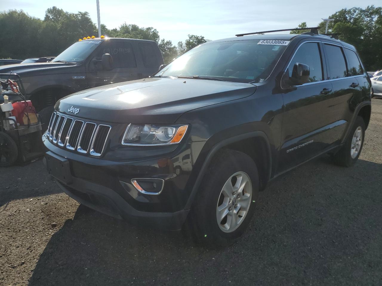 2016 Jeep Grand Cherokee 75th Anniversary, VIN 1C4RJFAG7GC318094 — Minor dents and scratches