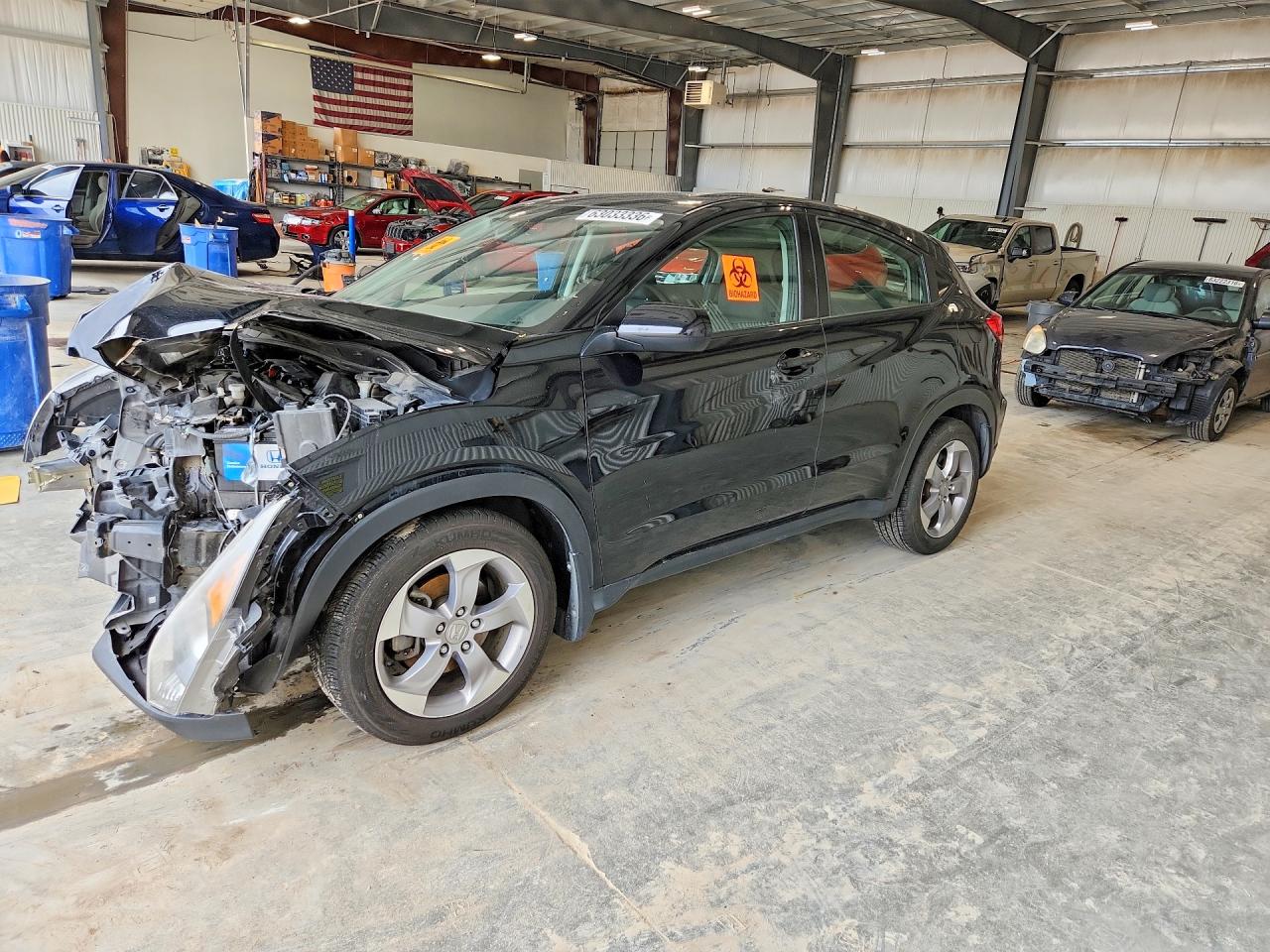 2018 Honda HR-V LX, VIN 3CZRU6H30JG710083 — Front end