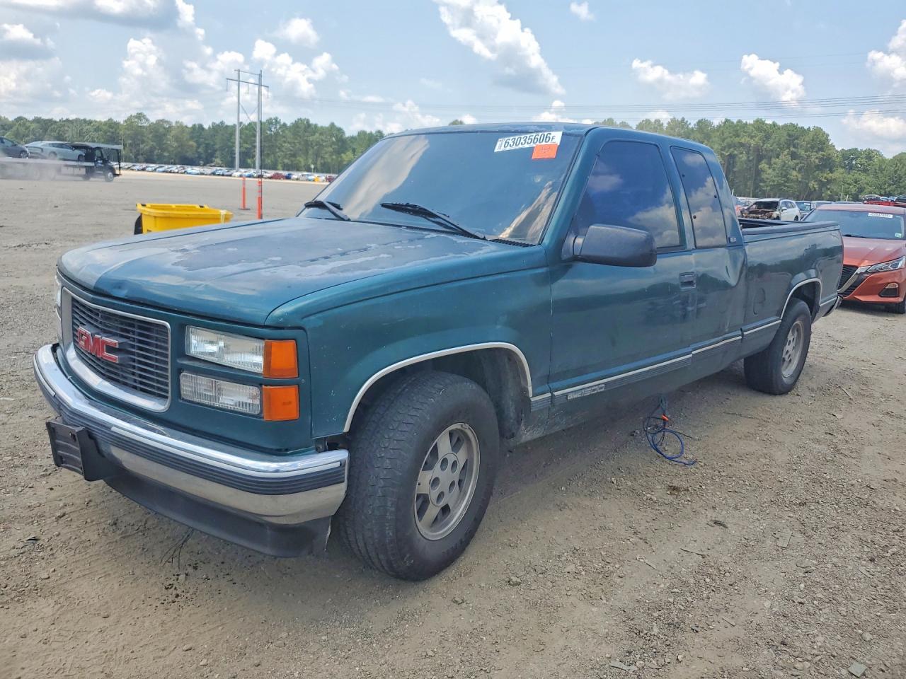 1996 GMC Sierra 1500, VIN 1GTEC19R9TE549031 — Зад