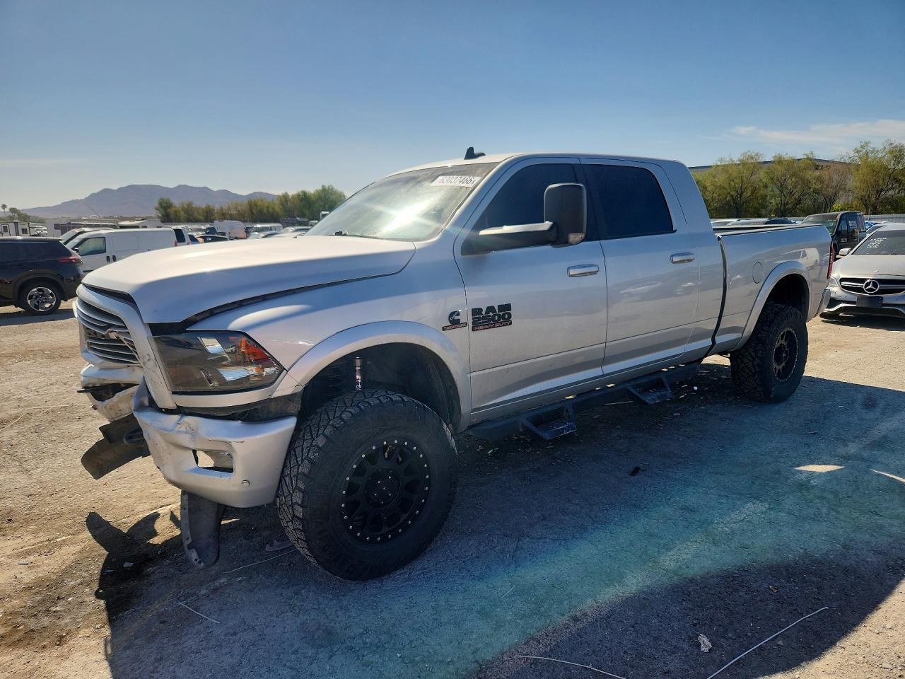 2018 Ram 2500 Big Horn, VIN 3C6UR5ML4JG307409 — Front end