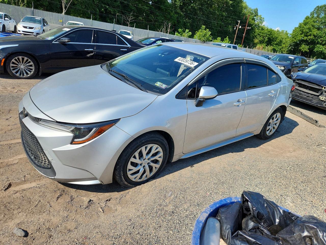 2020 Toyota Corolla LE, VIN JTDEPRAE5LJ001238 — Side