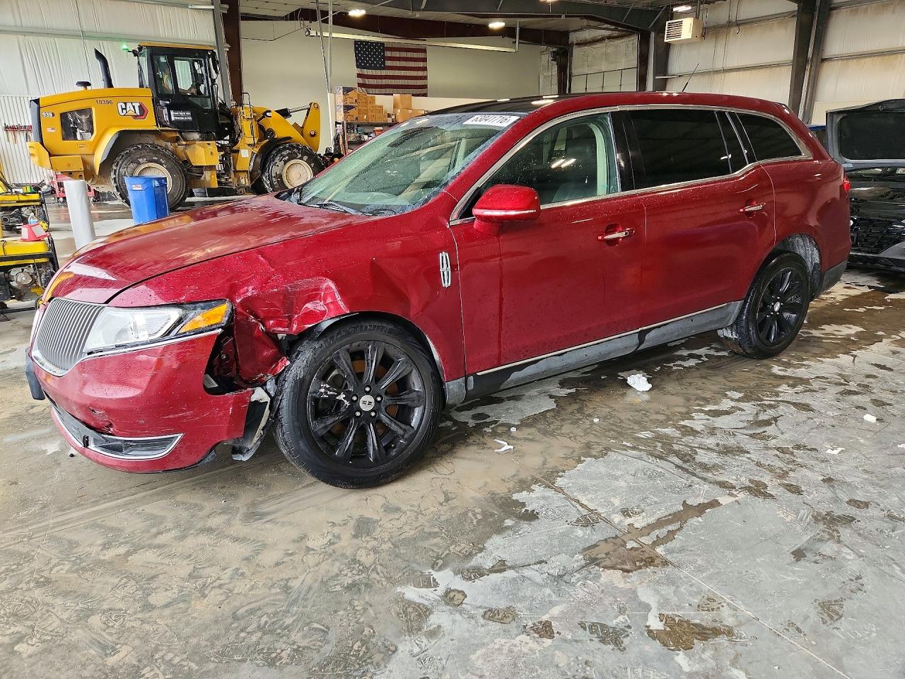 2015 Lincoln MKT, VIN 2LMHJ5FK8FBL03881 — Undercarriage