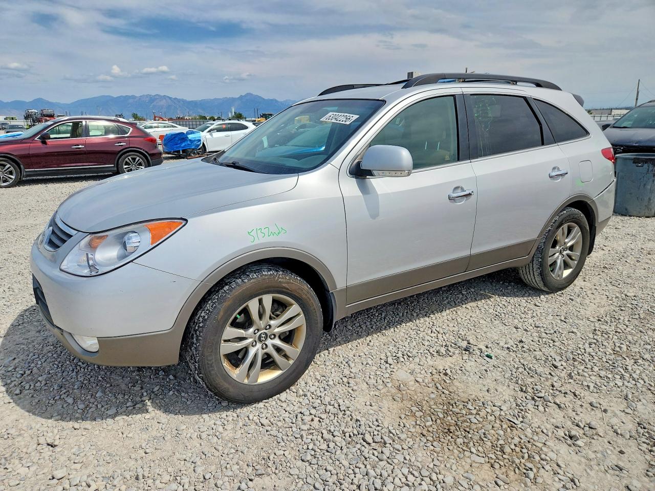2012 Hyundai Veracruz Limited, VIN KM8NU4CC7CU184997 — Rear end