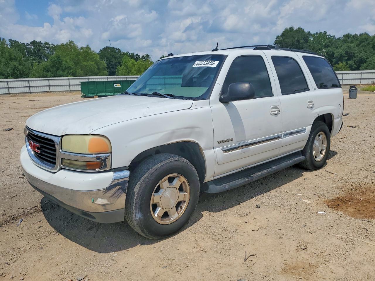 2004 GMC Yukon SLE, VIN 1GKEC13Z34R263831 — Мелкие вмятины и царапины