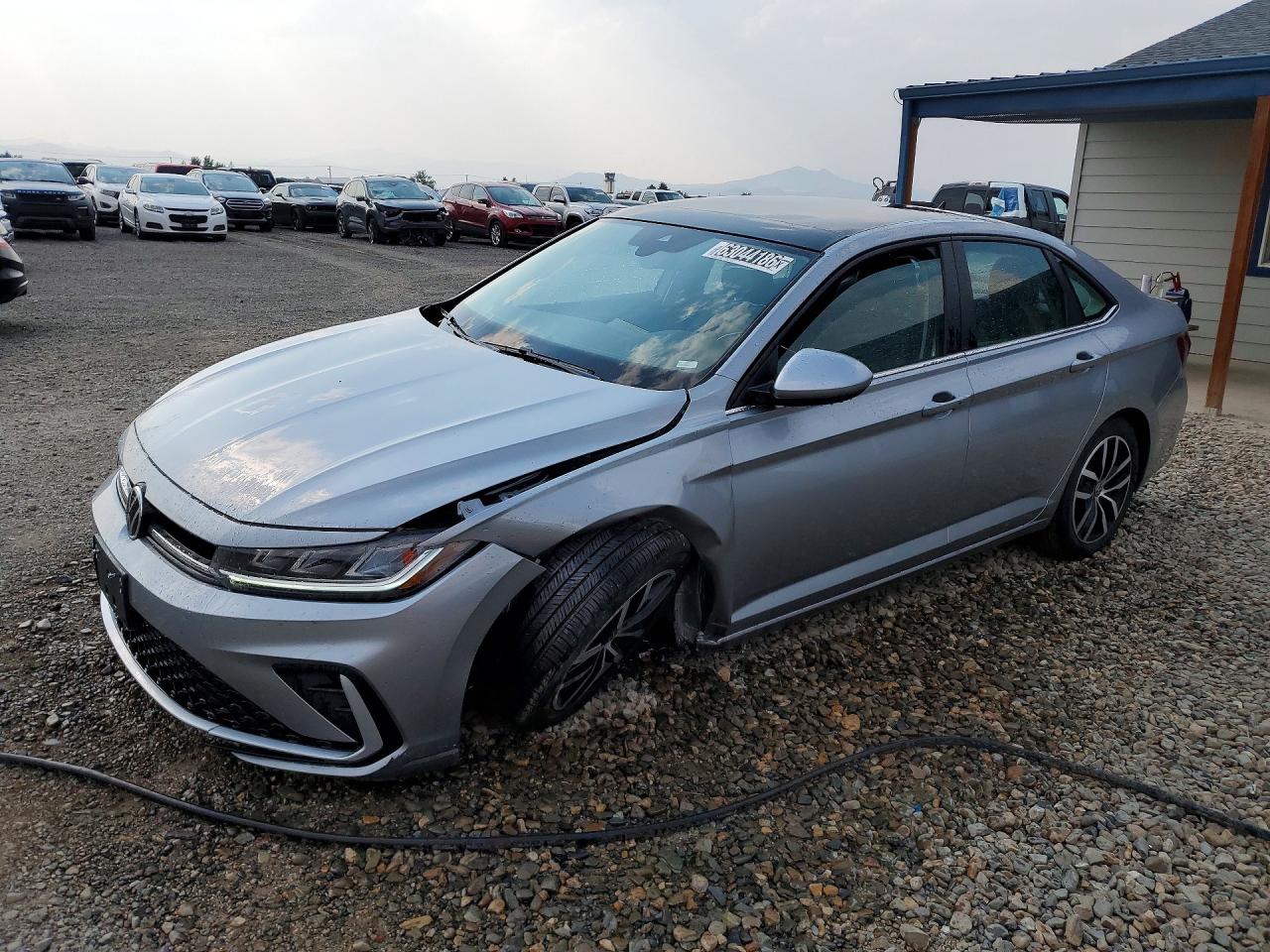 2026 Volkswagen Jetta SE, VIN 3VW7W7BU7TM041200 — Front end