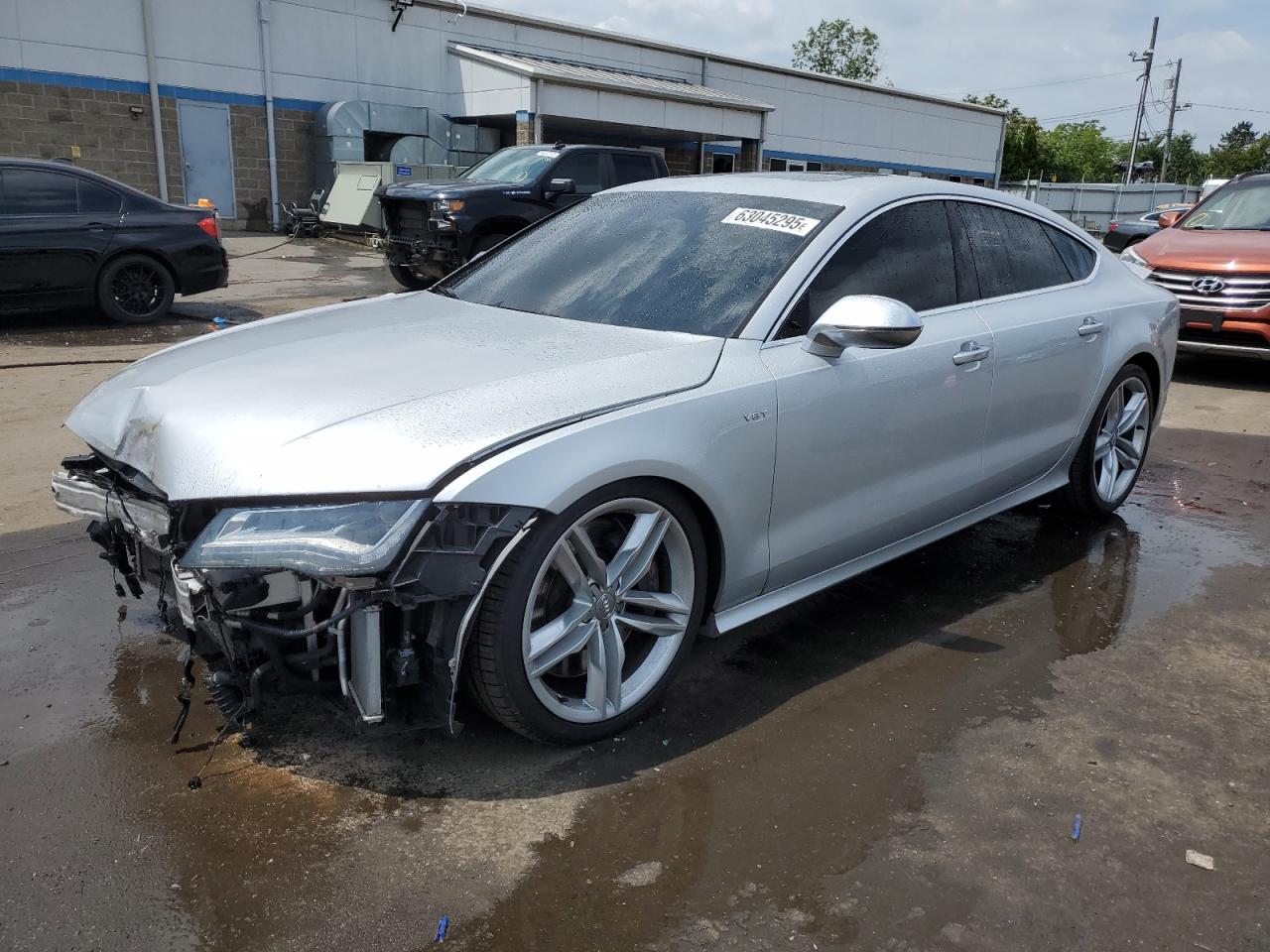 2013 Audi S7 Prestige, VIN WAUW2AFC1DN104370 — Перед