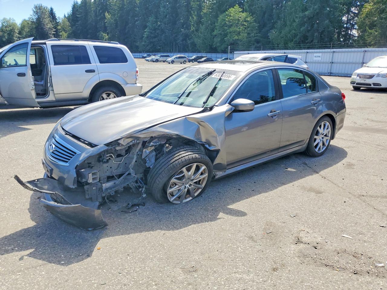 2012 Infiniti G37 Journey, VIN JN1CV6AP7CM621667 — Front end