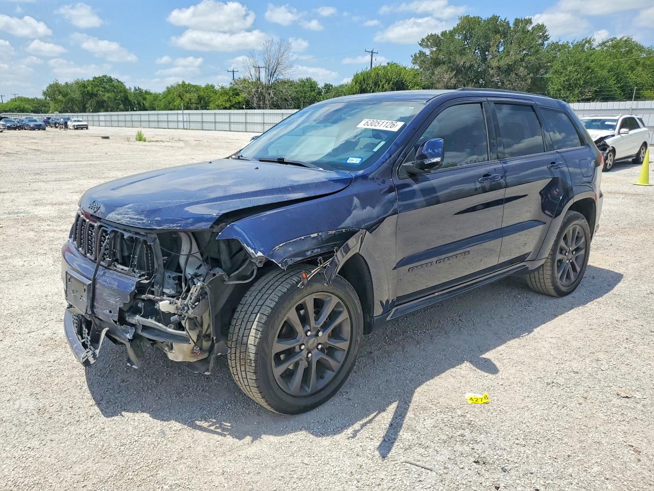 2018 Jeep Grand Cherokee High Altitude, VIN 1C4RJECG6JC241880 — Front end