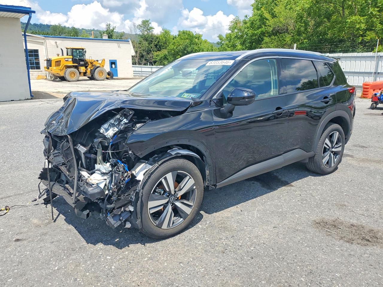 2026 Nissan Rogue SL, VIN 5N1BT3CB5TC722366 — Перед