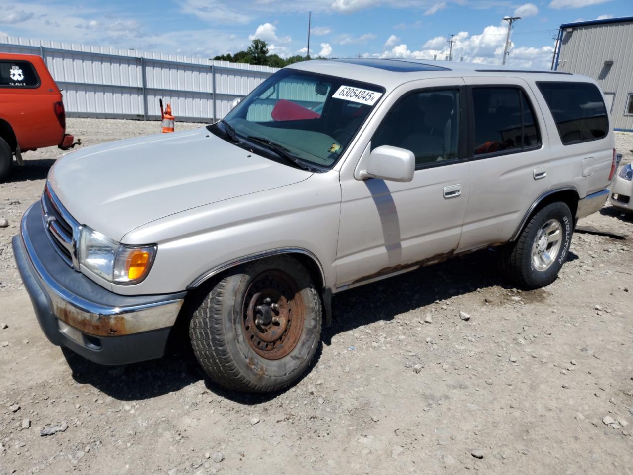 1999 Toyota 4Runner SR5, VIN JT3HN86R0X0236784 — Undercarriage