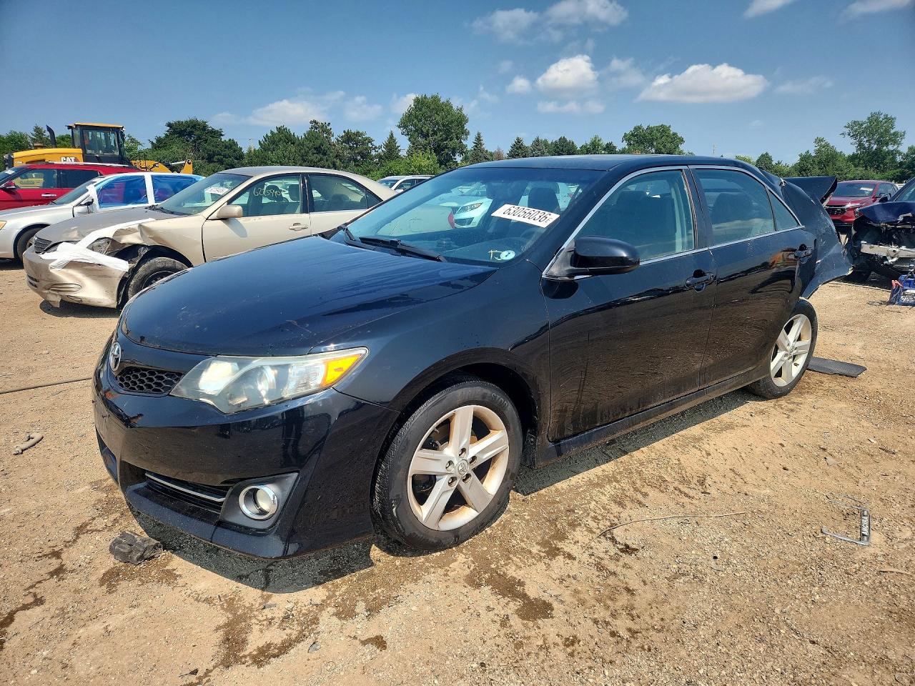 2014 Toyota Camry LE, VIN 4T1BF1FK3EU813804 — Rear end