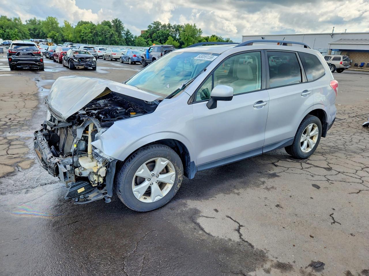 2015 Subaru Forester Premium, VIN JF2SJADC5FH446219 — Front end