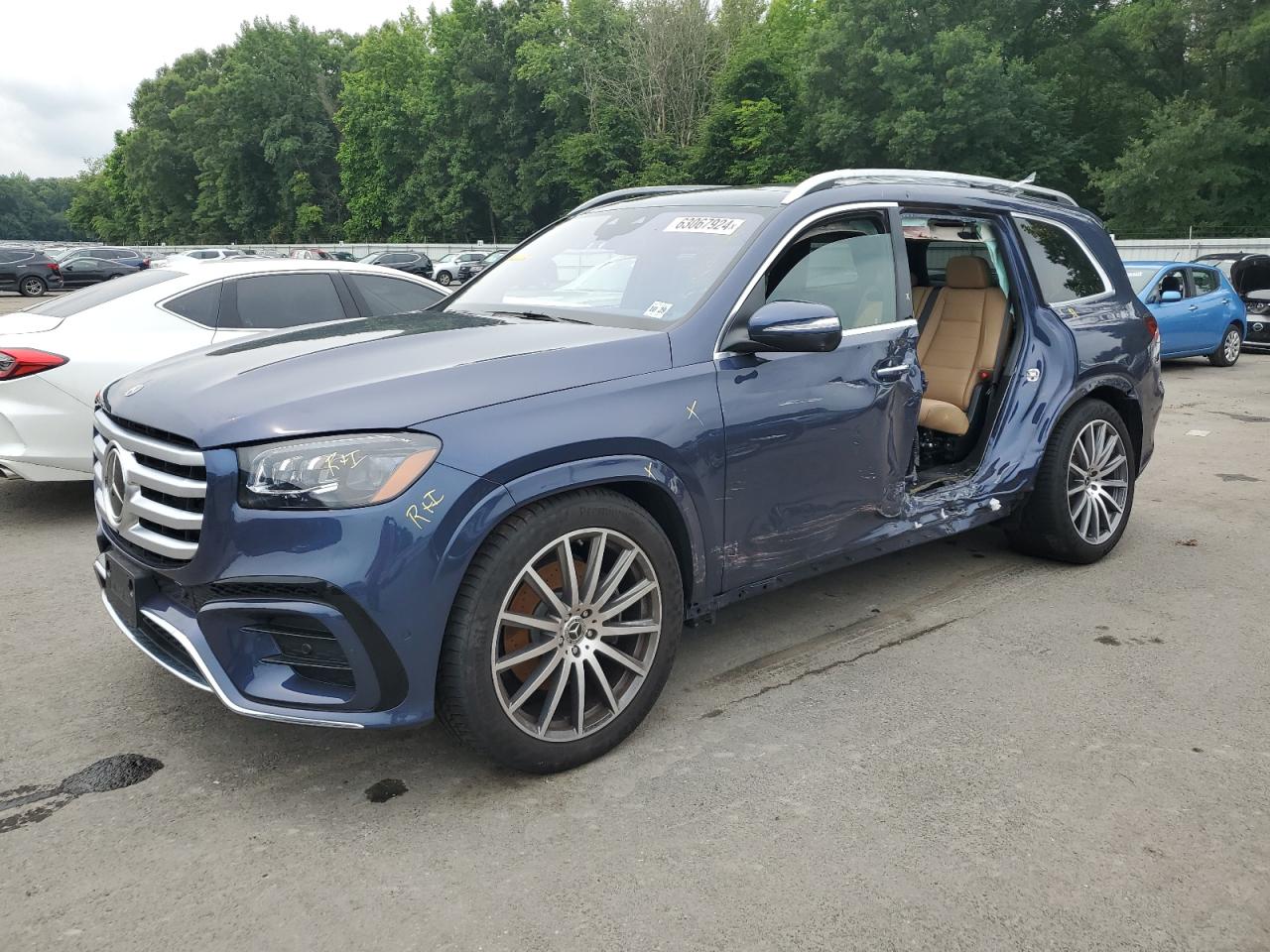 2024 Mercedes-Benz GLS 580, VIN 4JGFF8FE4RB053744 — Side