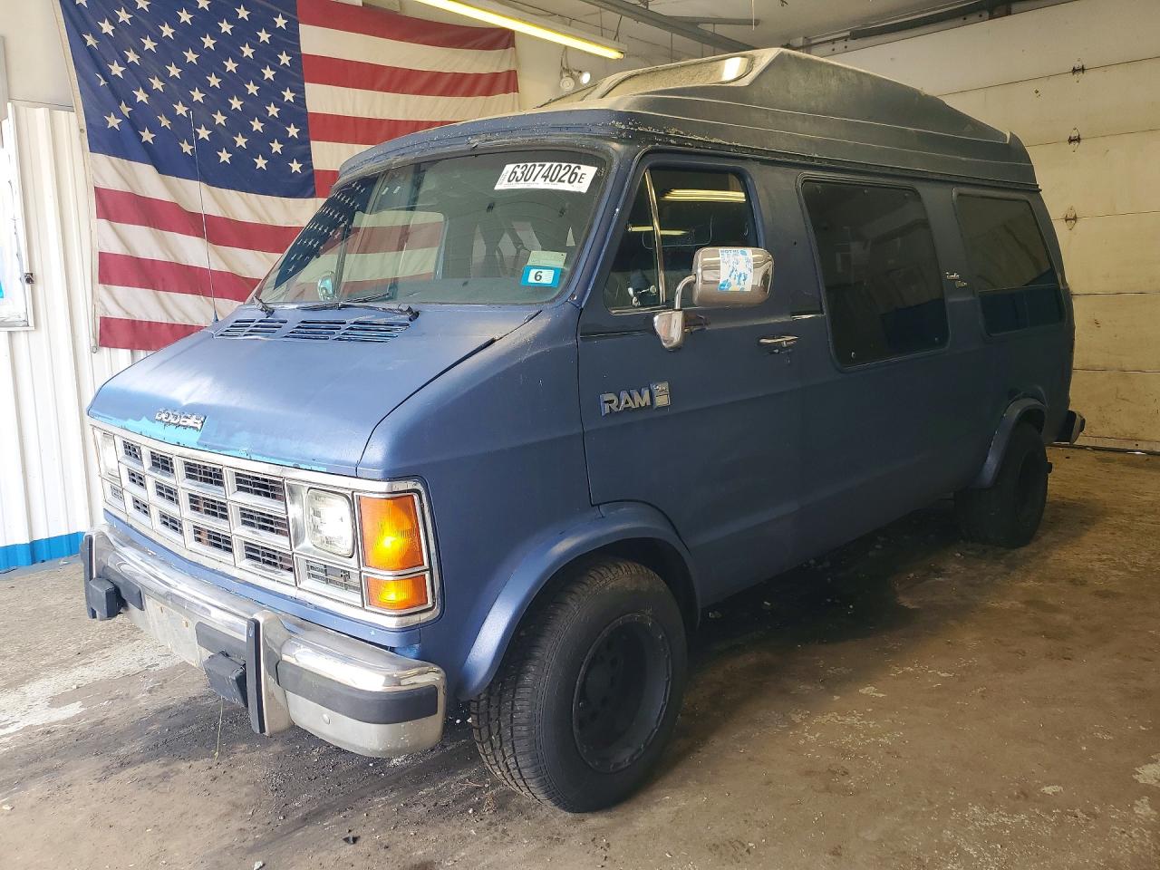 1990 Dodge Cargo, VIN 2B6HB21Y4LK730515 — Minor dents and scratches