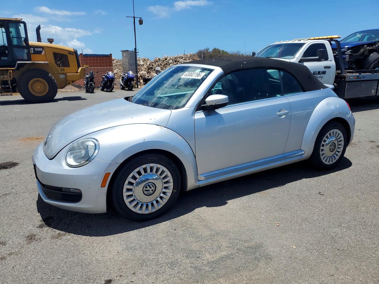2014 Volkswagen Beetle 1.8T, VIN 3VW507AT1EM821715 — Rear end