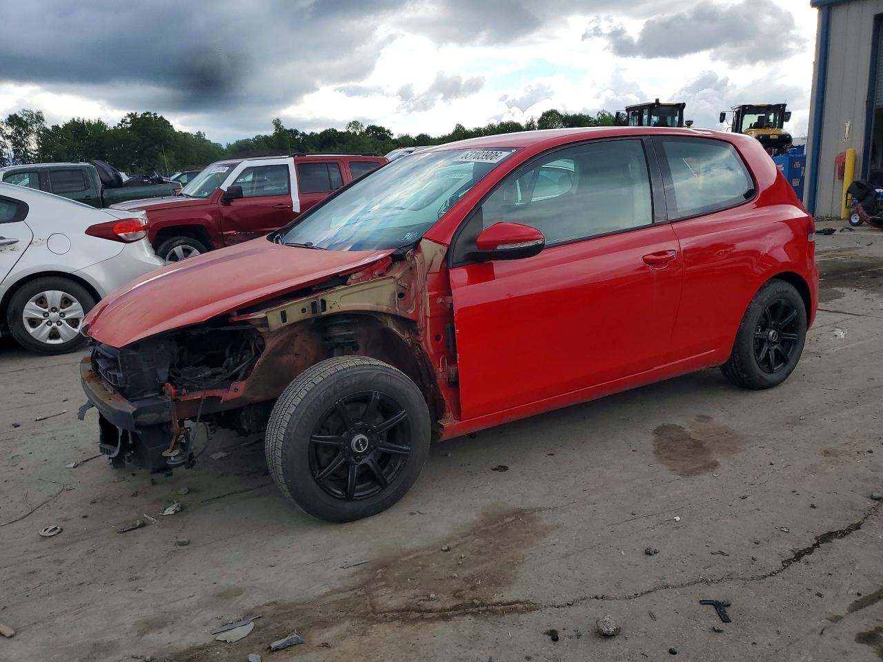 2010 Volkswagen Golf, VIN WVWAB7AJ3AW121876 — Front end