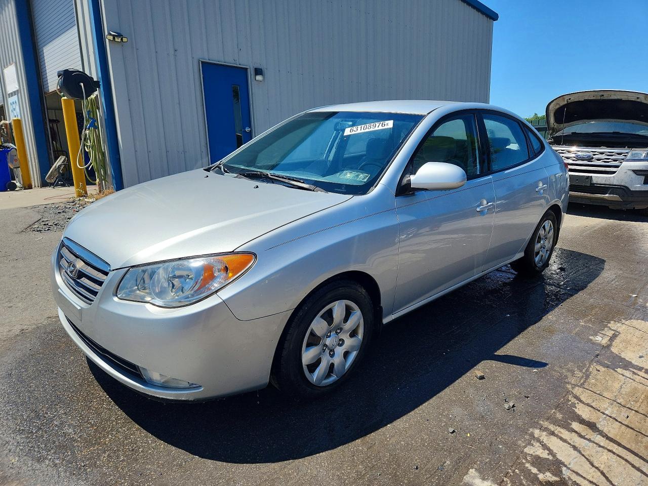 2008 Hyundai Elantra GLS, VIN KMHDU46D48U560238 — Front end