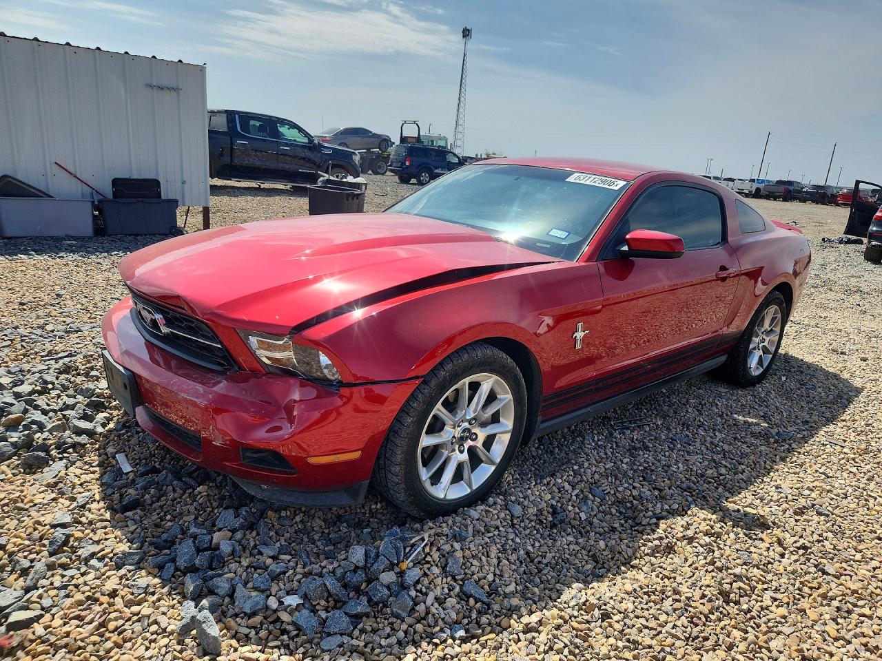2011 Ford Mustang V6, VIN 1ZVBP8AM5B5153528 — Перед