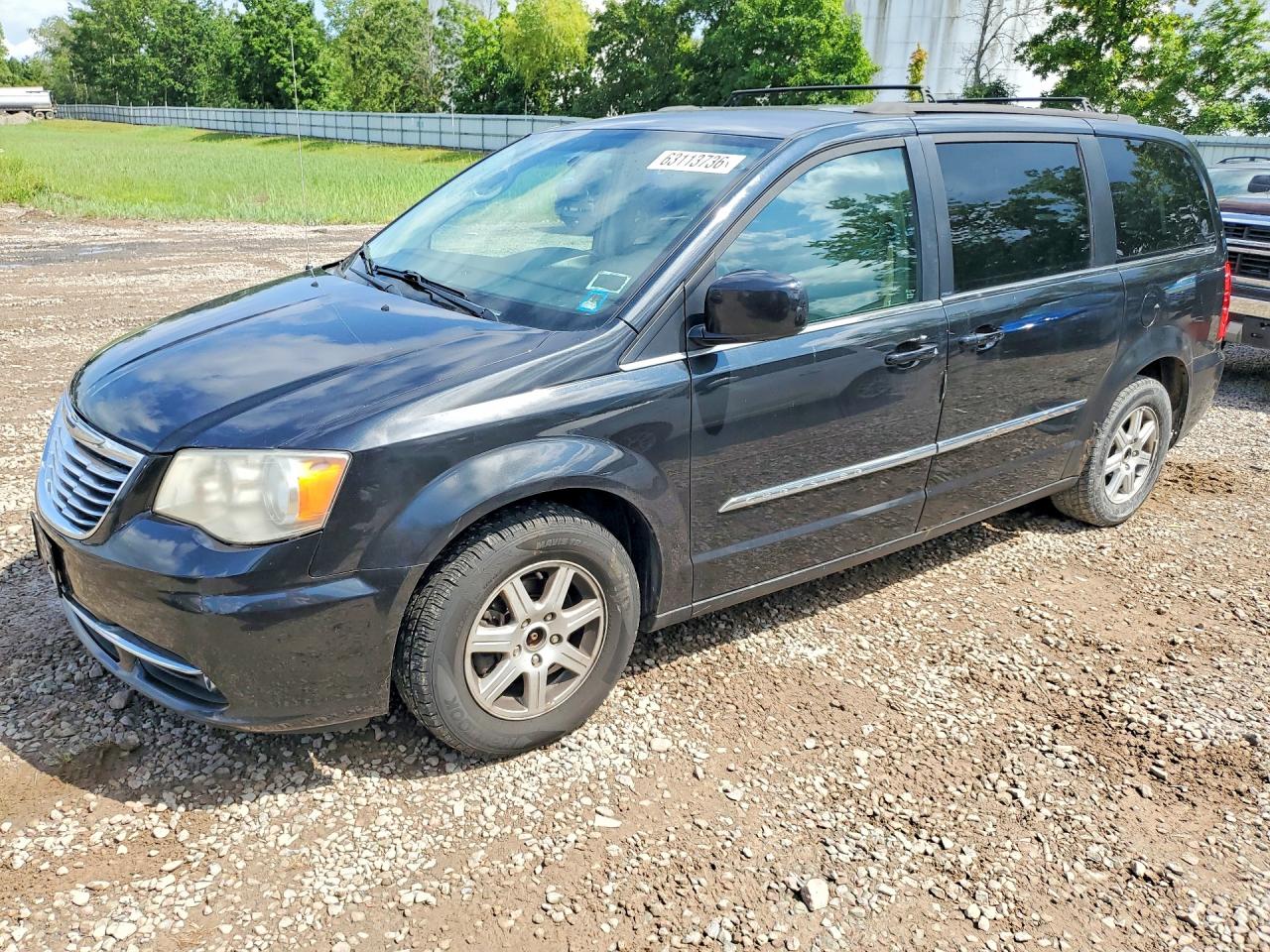 2013 Chrysler Town & Country Touring, VIN 2C4RC1BG0DR576858 — Мелкие вмятины и царапины