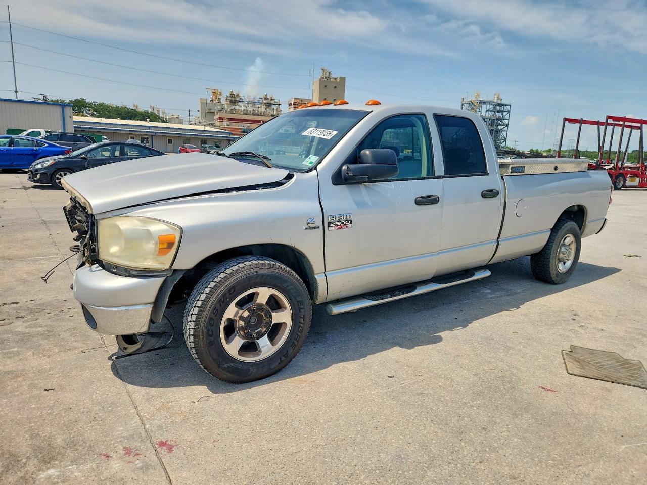 2009 Dodge 2500 SLT, VIN 3D7KR28L09G508914 — Front end