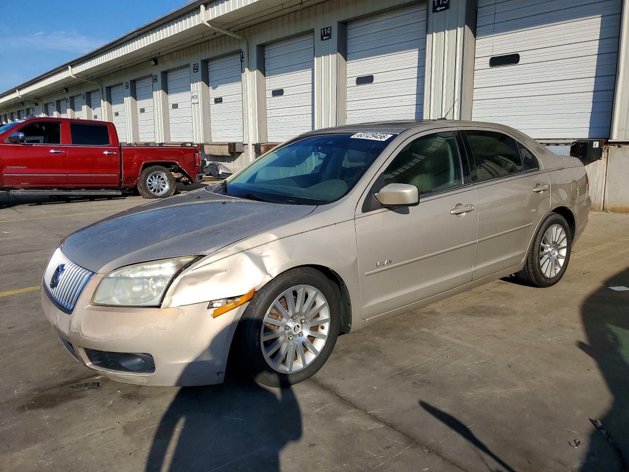 2007 Mercury Milan Premier, VIN 3MEHM08137R628874 — Front end