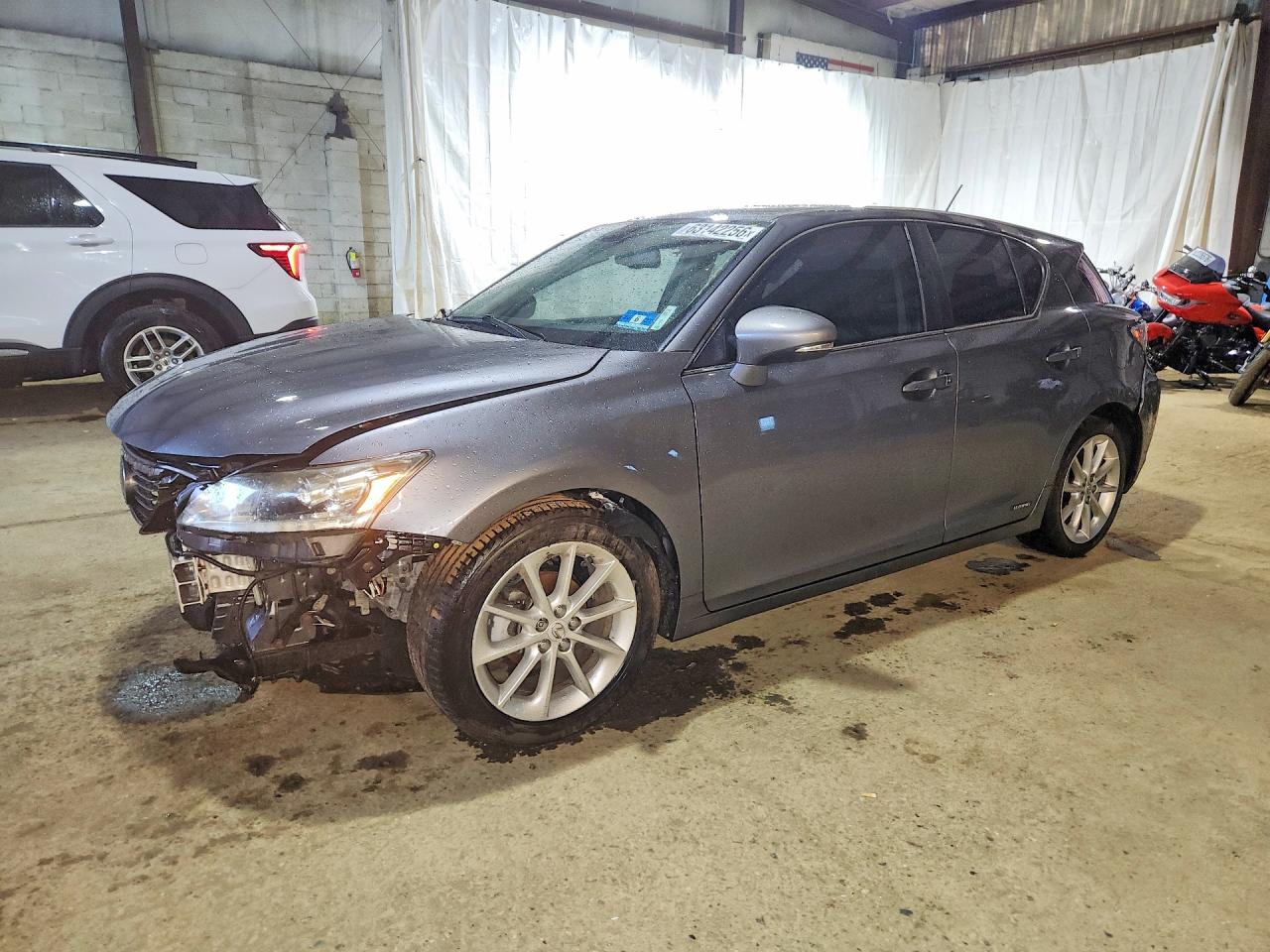 2012 Lexus CT 200h Premium, VIN JTHKD5BH1C2063001 — Front end
