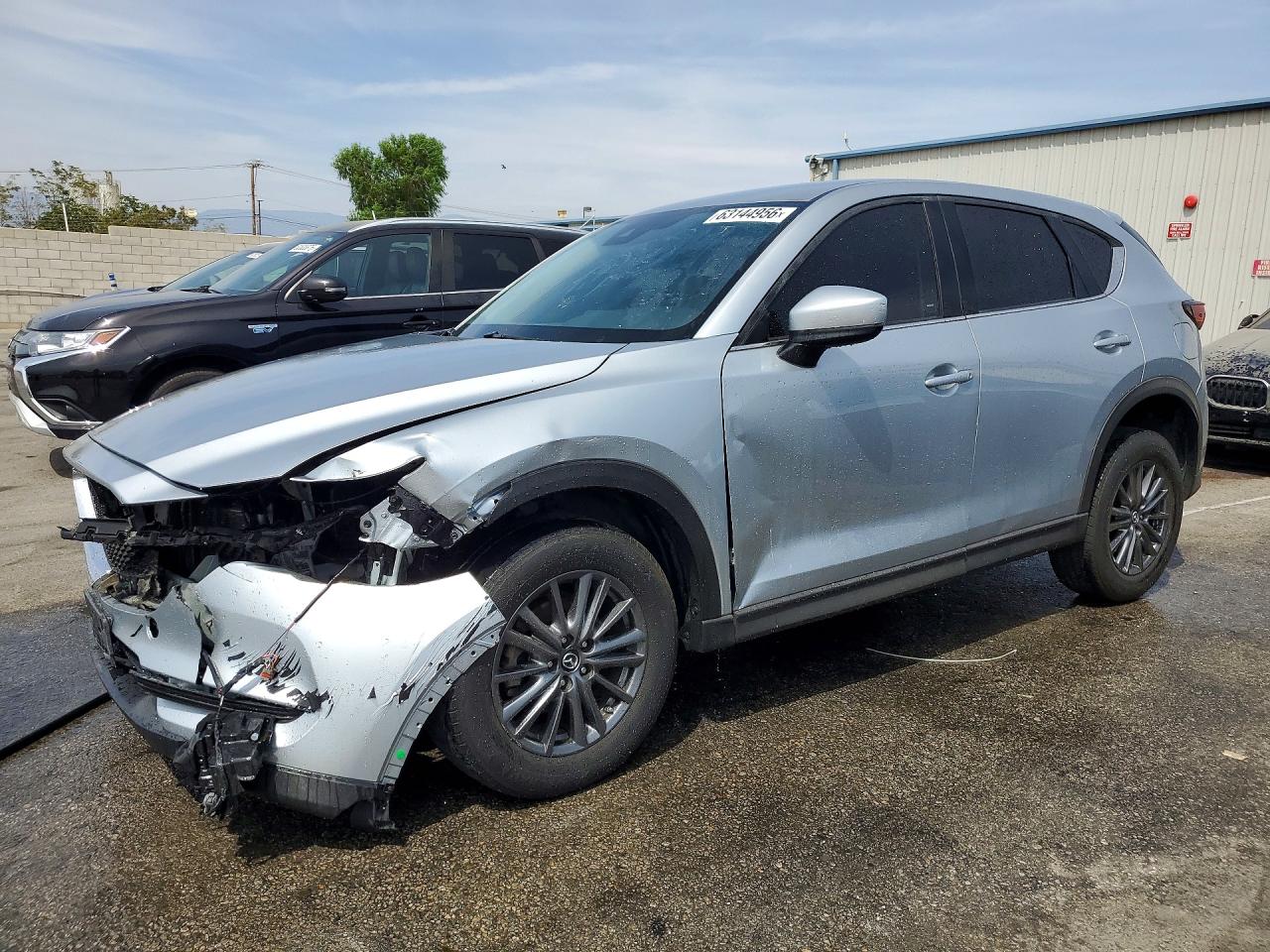 2019 Mazda CX-5 Sport, VIN JM3KFABM0K1579184 — Front end