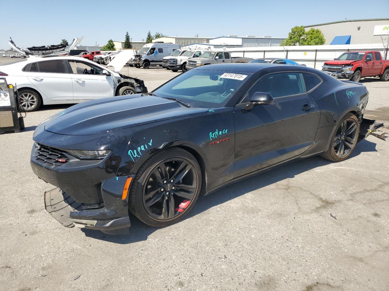 2021 Chevrolet Camaro 1LT, VIN 1G1FA1RS9M0135543 — Front end