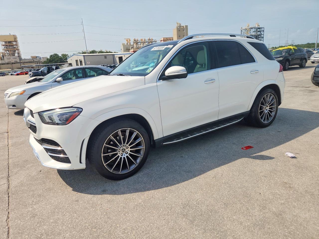 2021 Mercedes-Benz GLE 350, VIN 4JGFB4JB5MA519956 — Minor dents and scratches