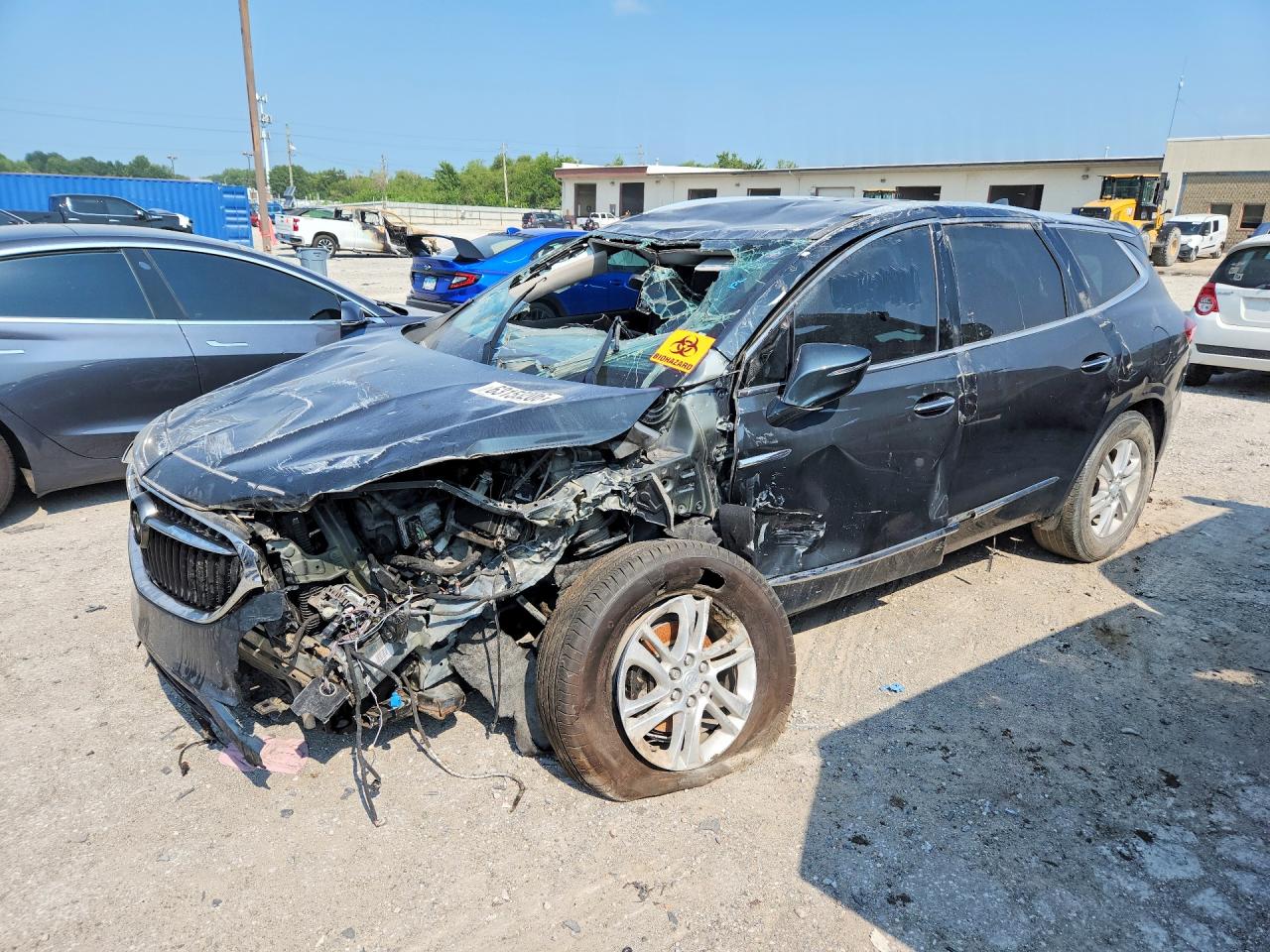 2020 Buick Enclave Essence, VIN 5GAERBKW8LJ186539 — Перед