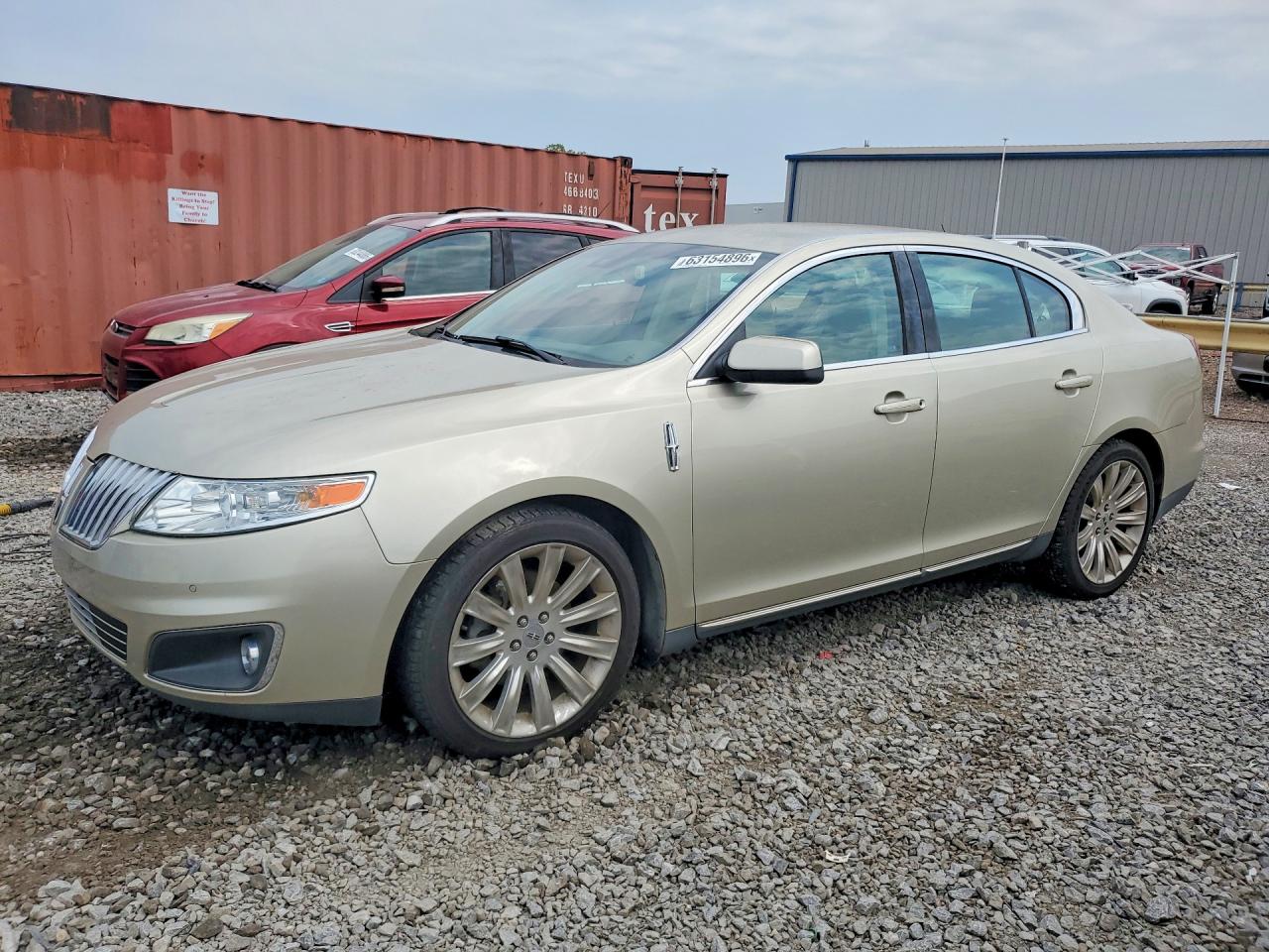2010 Lincoln MKS, VIN 1LNHL9DR4AG611757 — Side