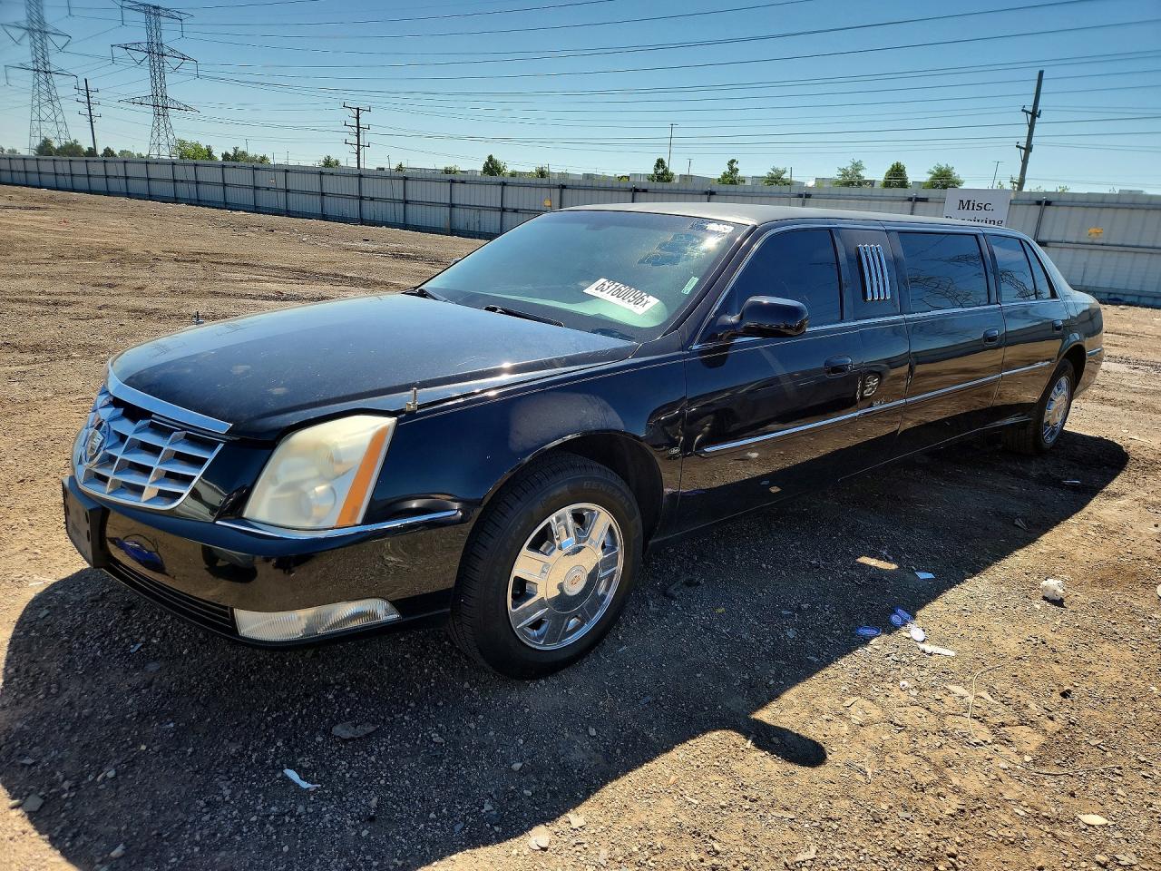 2008 Cadillac DTS Professional 1SH, VIN 1GEEK90YX8U550554 — Minor dents and scratches