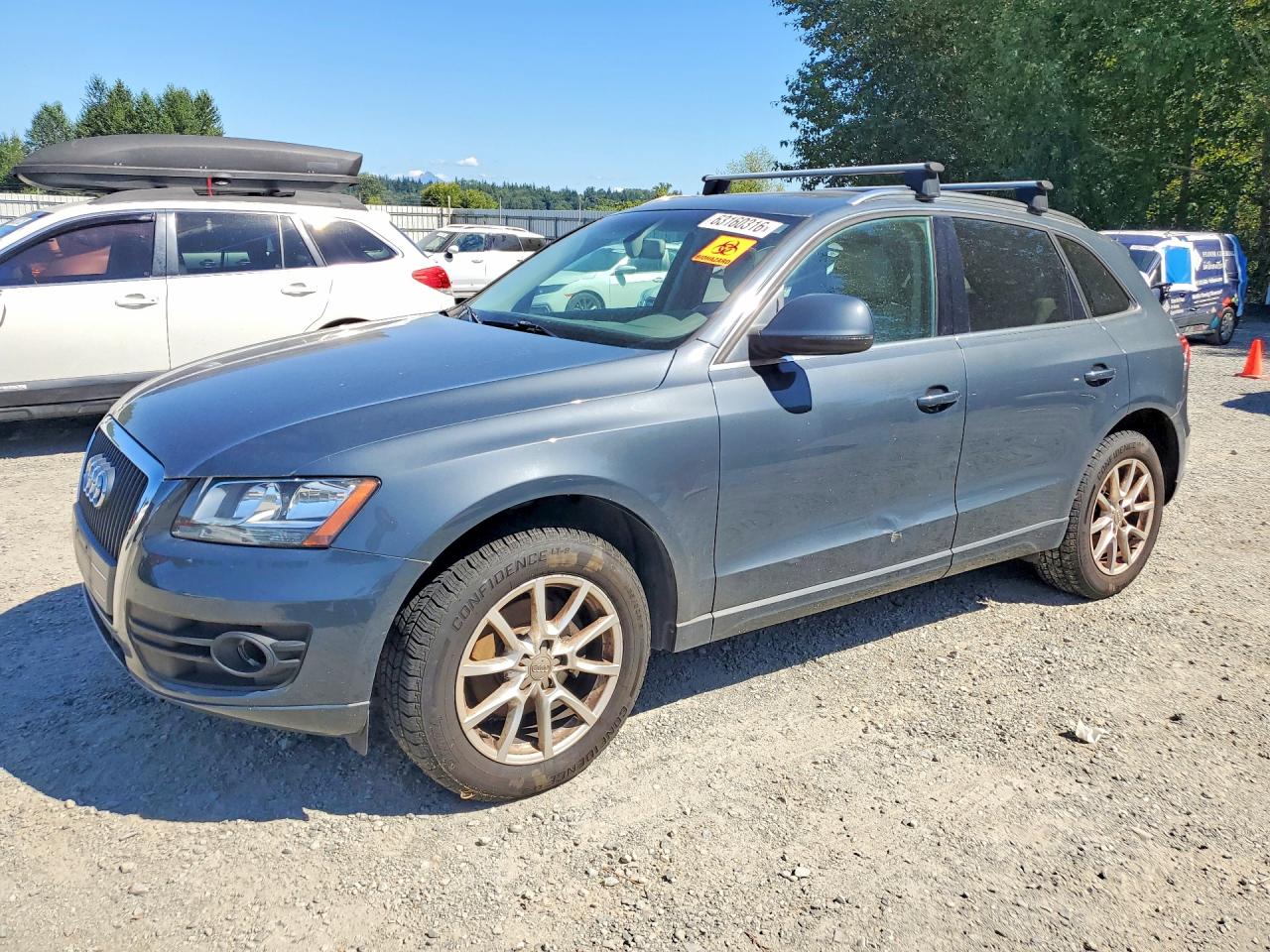 2011 Audi Q5 Premium, VIN WA1CFAFP7BA014443 — Minor dents and scratches
