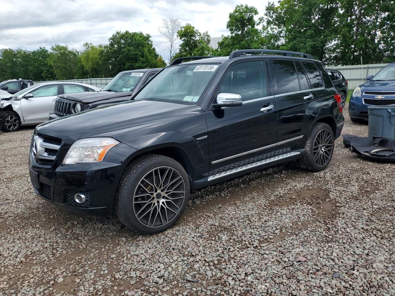 2010 Mercedes-Benz GLK 350, VIN WDCGG8HB9AF458448 — Side