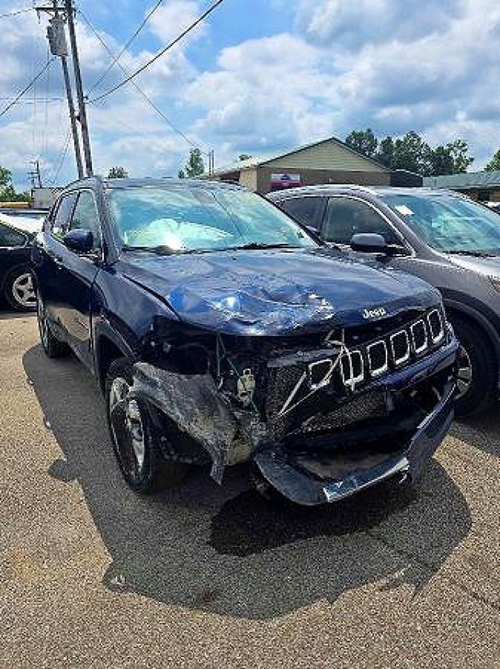 2020 Jeep Compass Limited, VIN 3C4NJDCB5LT223259 — Front end