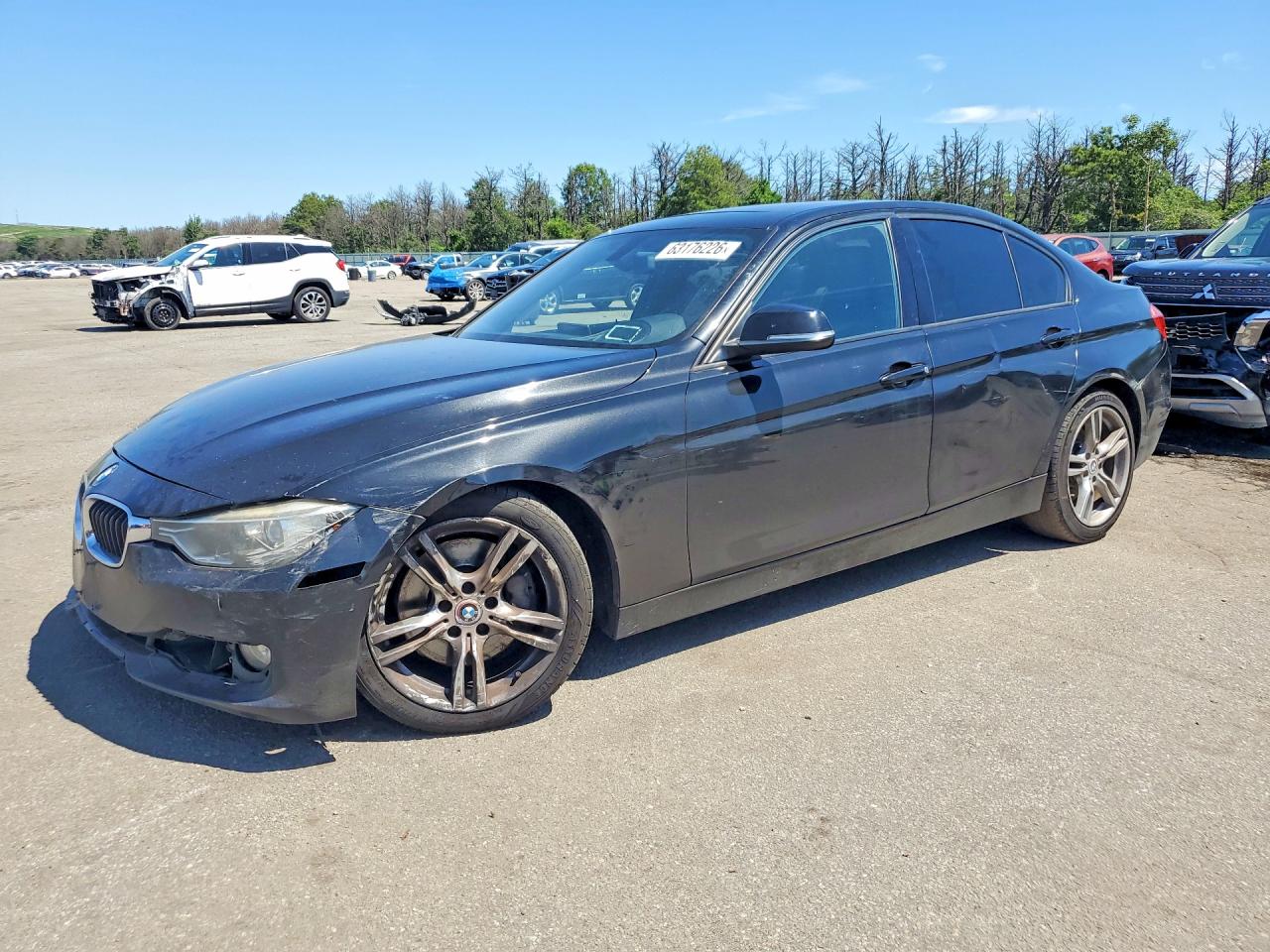 2013 BMW 3 Series 335i, VIN WBA3A9G52DNP36637 — Front end