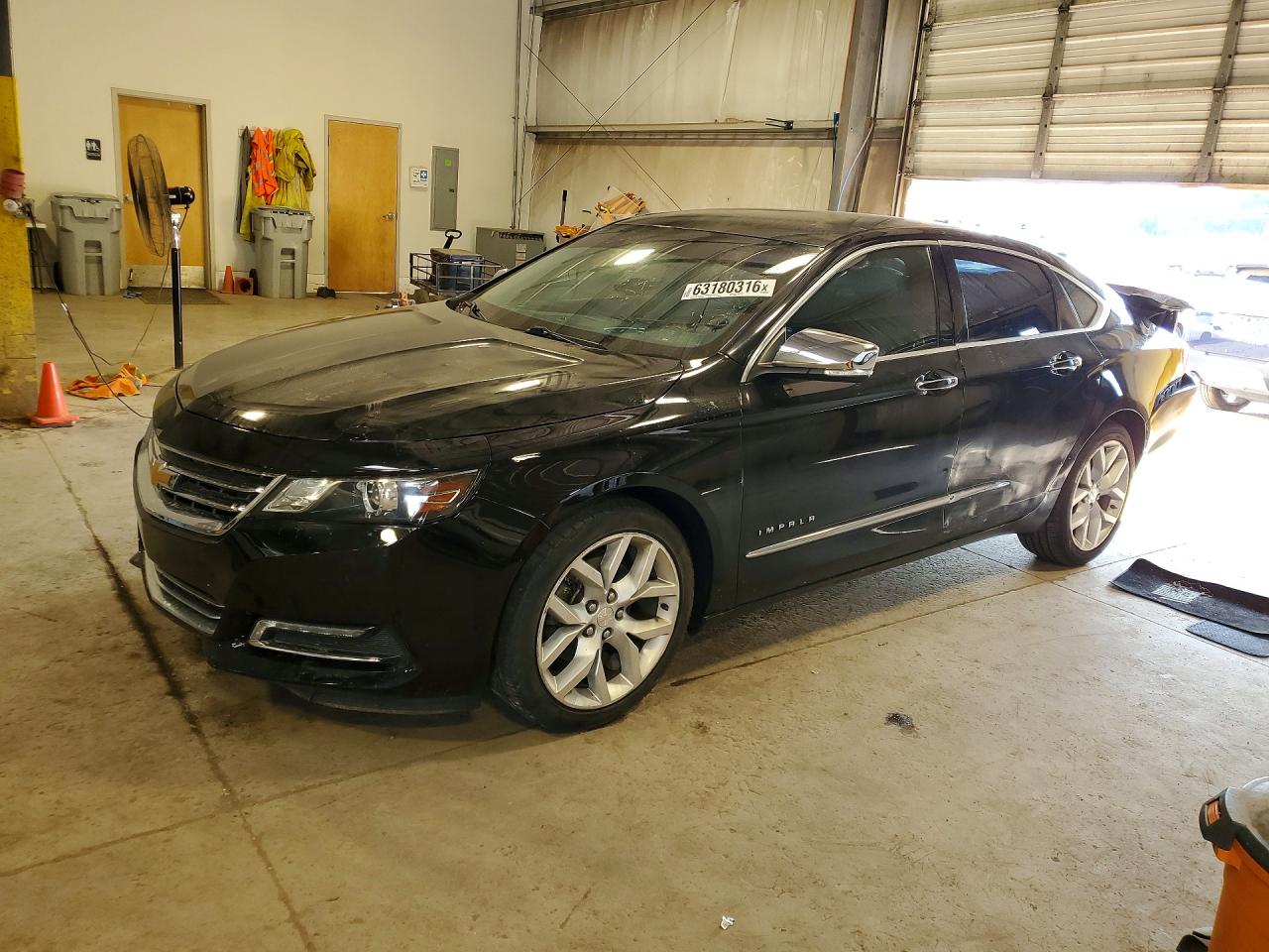 2019 Chevrolet Impala Premier, VIN 2G1105S35K9136103 — Rear end
