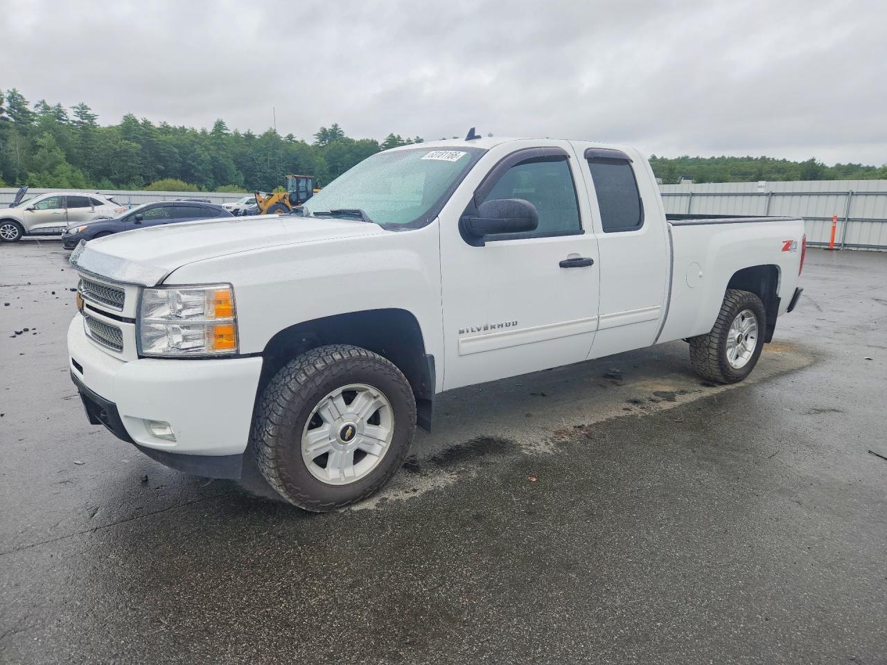 2012 Chevrolet Silverado 1500 LT, VIN 1GCRKSE71CZ318082 — Мелкие вмятины и царапины