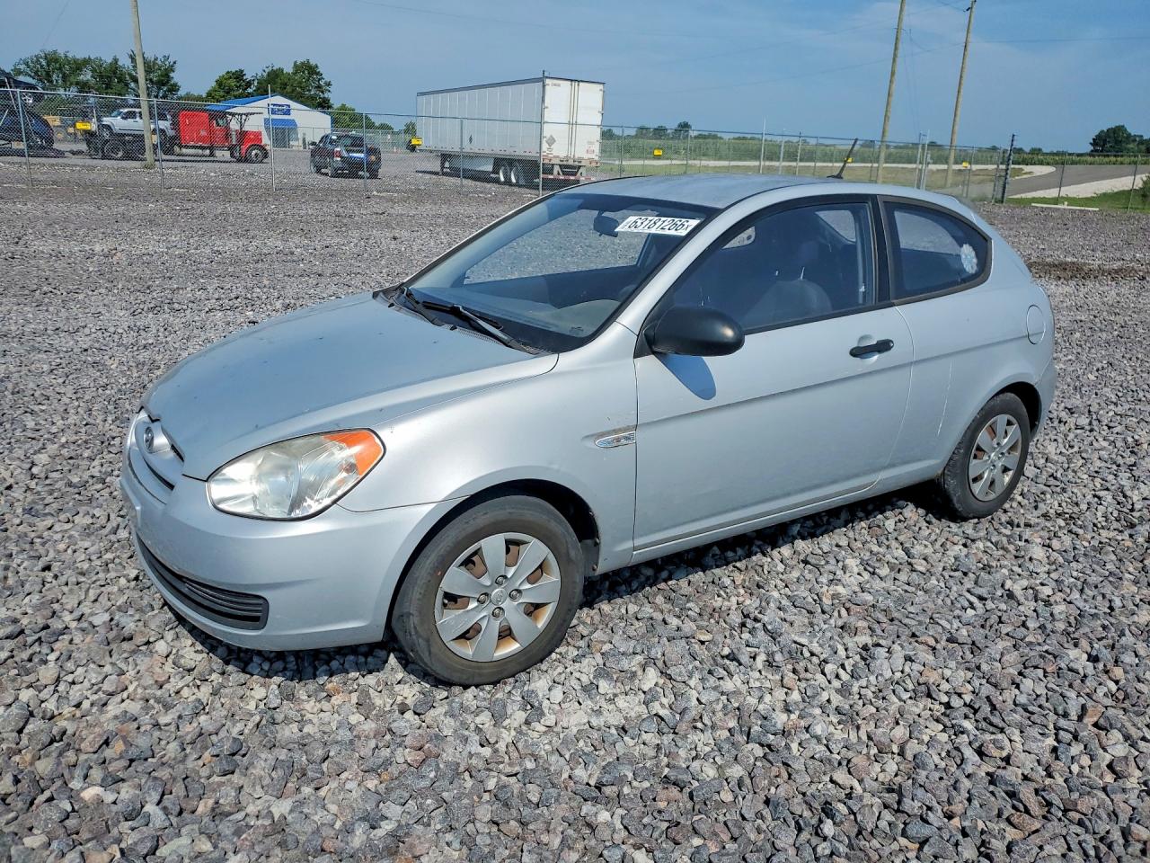 2009 Hyundai Accent Auto GS, VIN KMHCM36C89U114544 — Front end