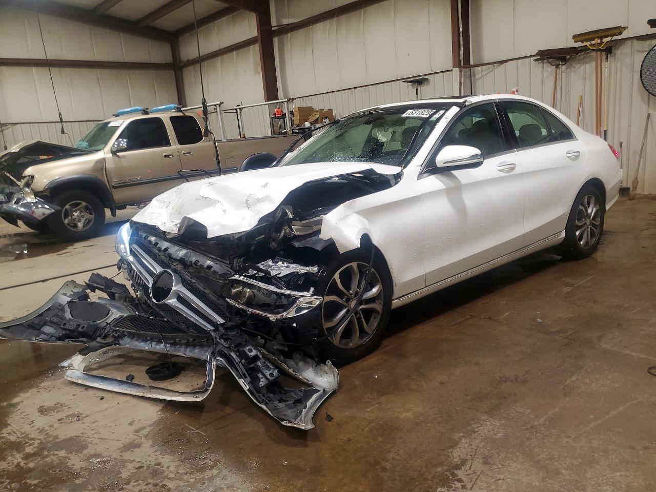 2016 Mercedes-Benz C 300, VIN 55SWF4KB7GU103442 — Front end