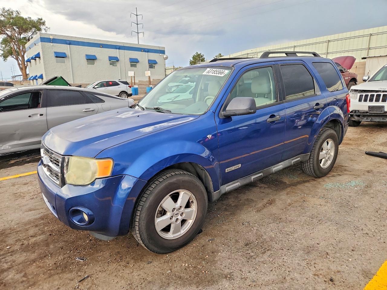 2008 Ford Escape XLT, VIN 1FMCU03118KC98348 — Roof