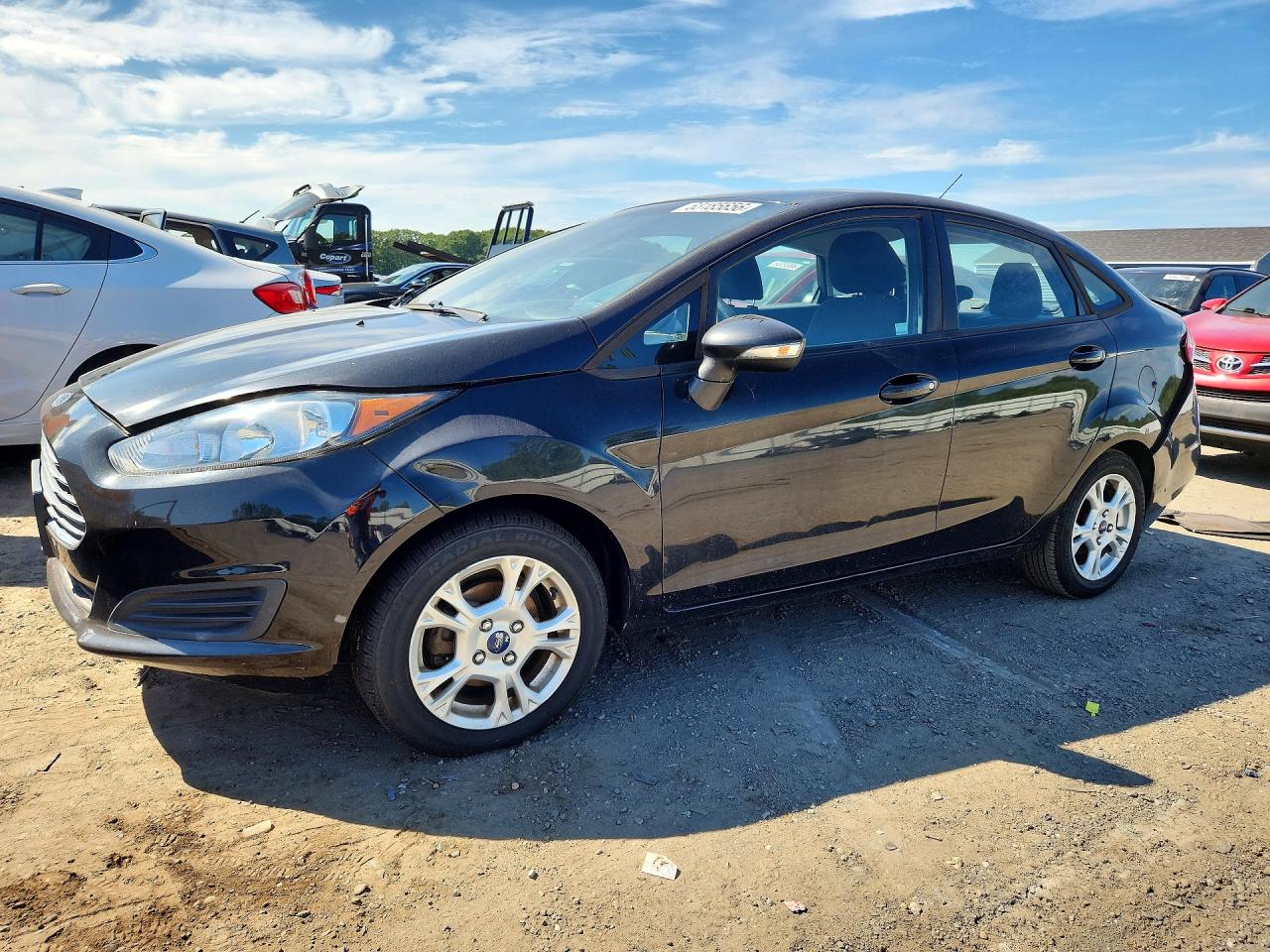 2014 Ford Fiesta SE, VIN 3FADP4BJXEM185758 — Rear end