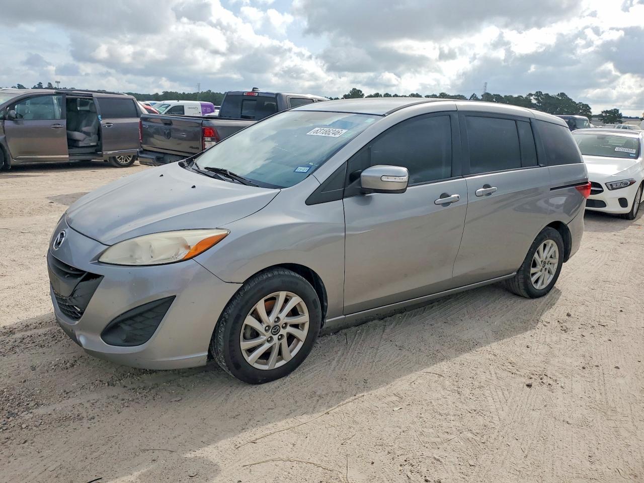 2014 Mazda 5 Sport, VIN JM1CW2BL5E0175964 — Normal wear