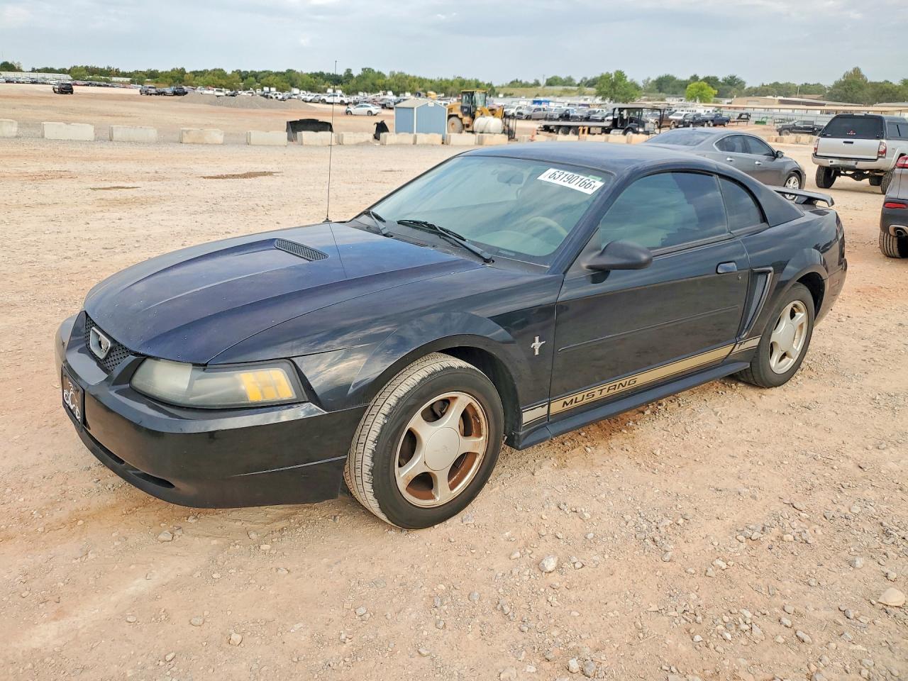 2002 Ford Mustang Standard, VIN 1FAFP40402F198293 — Normal wear
