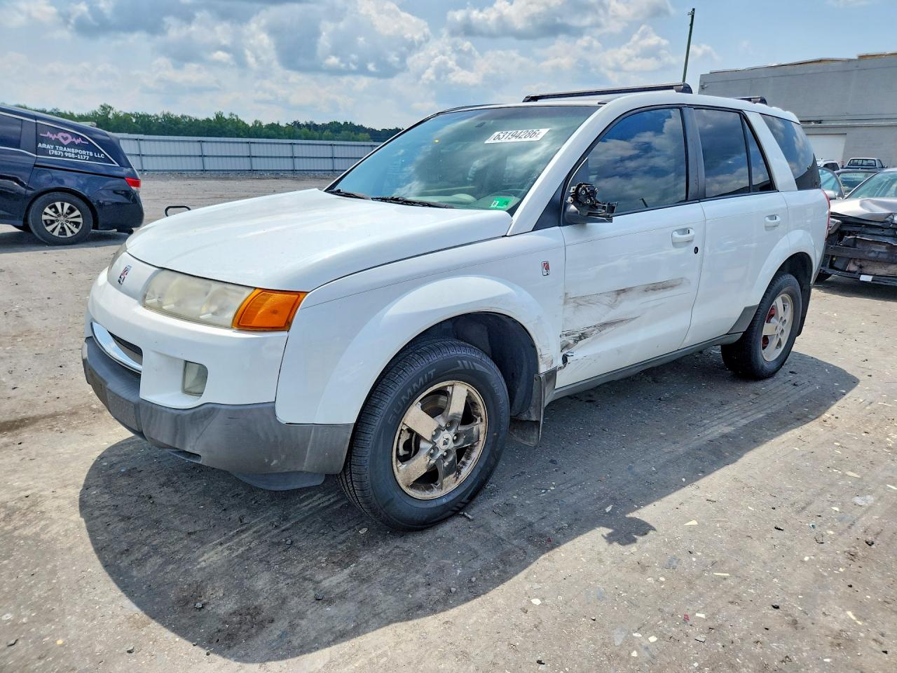 2005 Saturn VUE, VIN 5GZCZ53435S819237 — Side