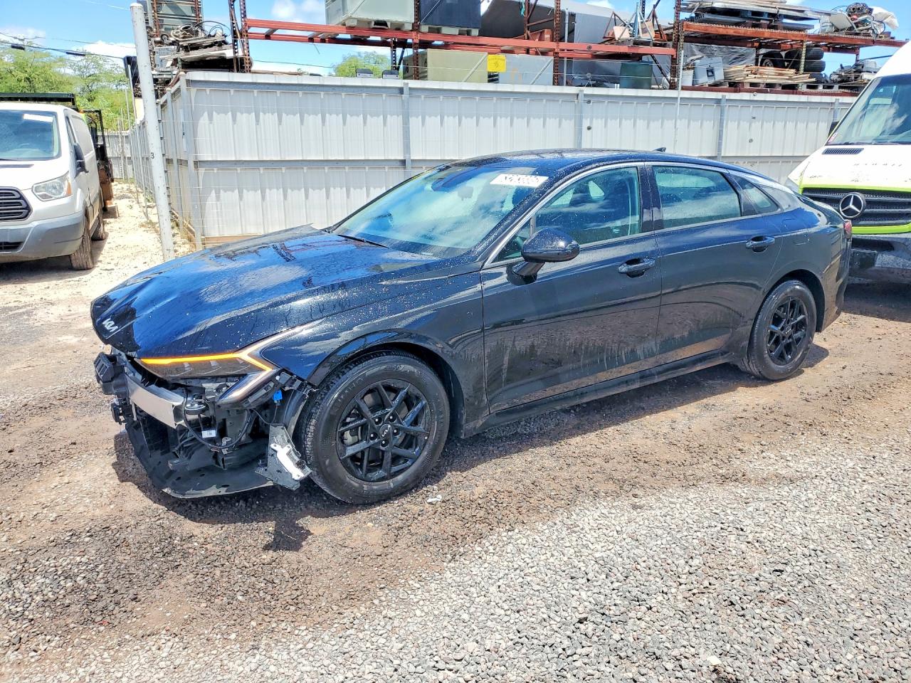 2025 Kia K5 LXS, VIN KNAG24J70S5364157 — Front end